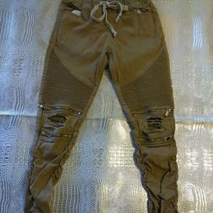 Tan zip and rips joggers denim